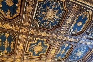 パリからフォンテーヌブロー、ベルサイユ、トリアノン二等兵