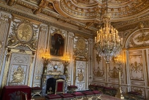 パリからフォンテーヌブロー、ベルサイユ、トリアノン二等兵