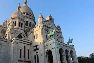 Montmartre for Art Lovers - Fun walking tour with Billy.