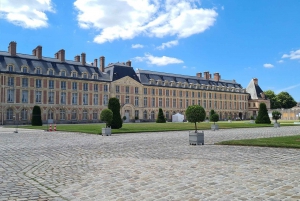Private tour to Chateaux of Fontainebleau from Paris