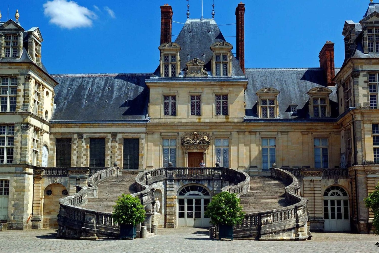 Privat tur till Fontainebleau från Paris. Biljetter ingår!