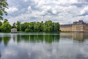 Privat tur till Fontainebleau från Paris. Biljetter ingår!