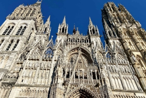 Excursión Privada de Medio Día al Champán Veuve Clicquot desde París