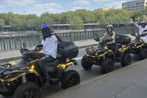 Paseo en quad para descubrir los monumentos parisinos