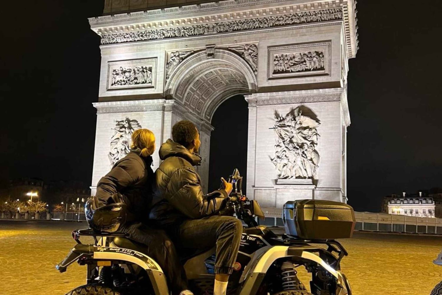 クワッドシティツアーパリ