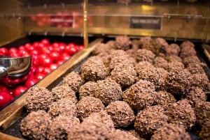 Saint-Germain-des-Prés: Pastry and Chocolate Walking Tour