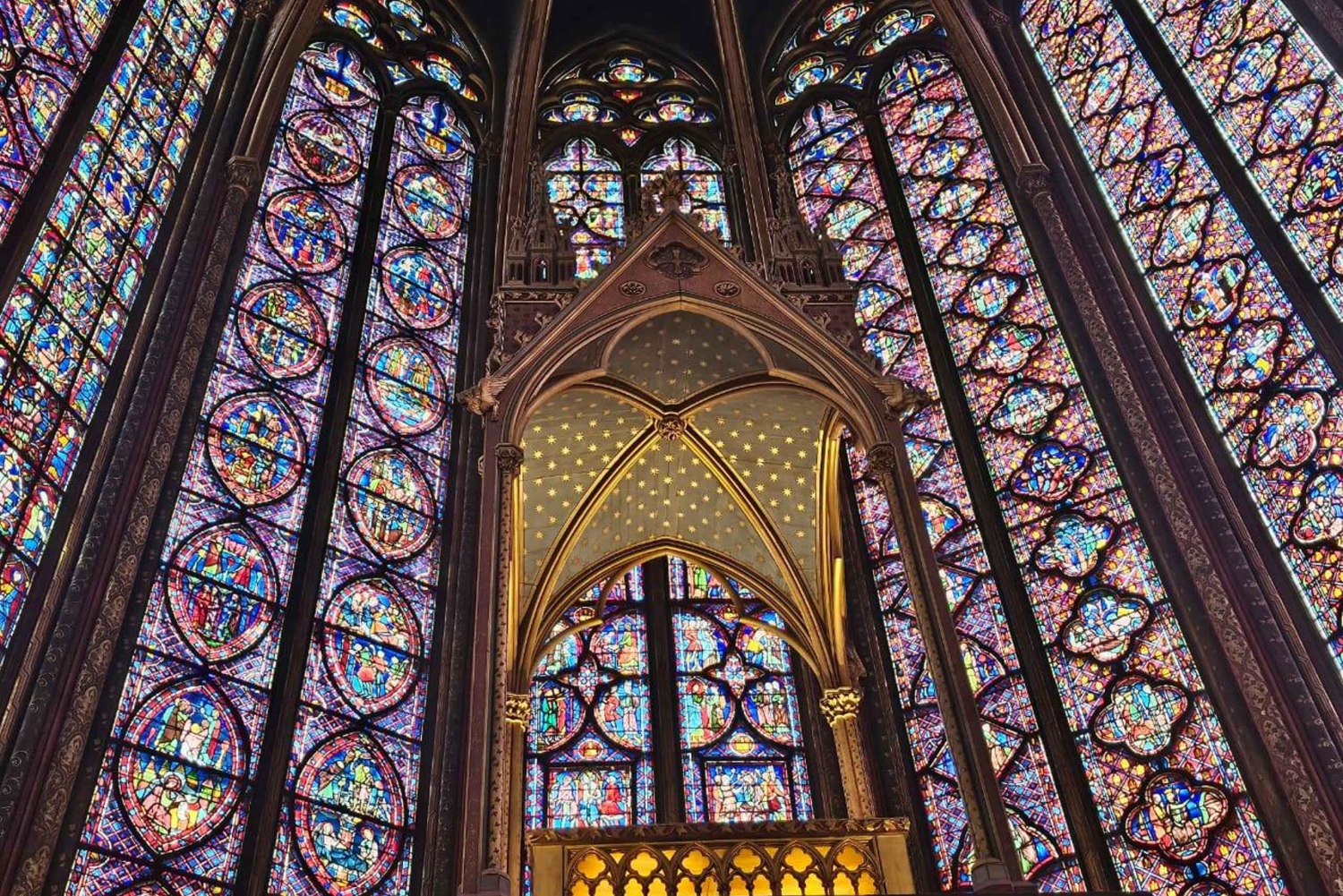 Paris: Sainte-Chapelle Entry with Notre Dame Outdoor Tour