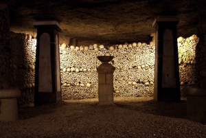 Skip-the-Line: Paris Catacombs Guided Tour with VIP Access