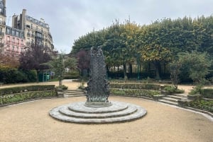 Small-Group Walking Tour Paris Notre-Dame & Île de la Cité