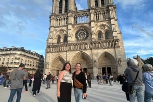 Small-Group Walking Tour Paris Notre-Dame & Île de la Cité