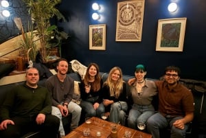 Paris :Solo Travellers Meet-up and Explore fun, great bars