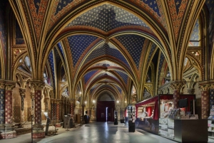 Ste Chapelle & Conciergerie Private Guided Tour with Tickets