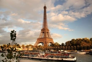 Taste of Paris: Private Gourmet Food Tour & Seine Cruise