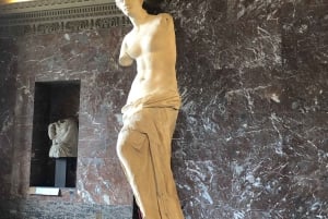 París Louvre : Búsqueda del tesoro privada para familias o grupos