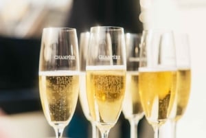 La croisière officielle Emily in Paris Champagne Seine