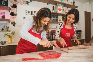 Der offizielle Croissant-Backkurs von Emily in Paris