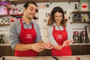 Der offizielle Croissant-Backkurs von Emily in Paris