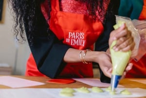 Il laboratorio di macarons ufficiale di Emily in Paris