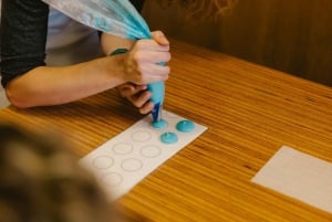 Il laboratorio di macarons ufficiale di Emily in Paris