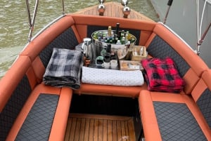 Parhaat yksityiset risteilyt Pariisissa samppanjalla ja muilla yllätyksillä