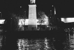 Parhaat yksityiset risteilyt Pariisissa samppanjalla ja muilla yllätyksillä