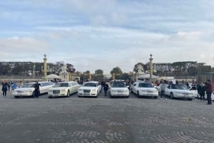 Zwiedzanie Paryża limuzyną w dzień lub w nocy.