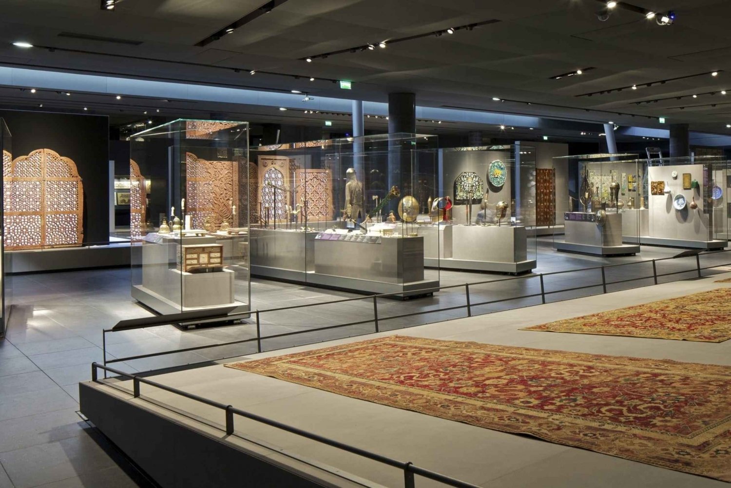 Treasures of Islam at the Louvre: A Journey Through History