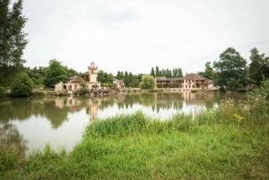 Versailles Bike Tour with Palace & Queen Farm Entrance