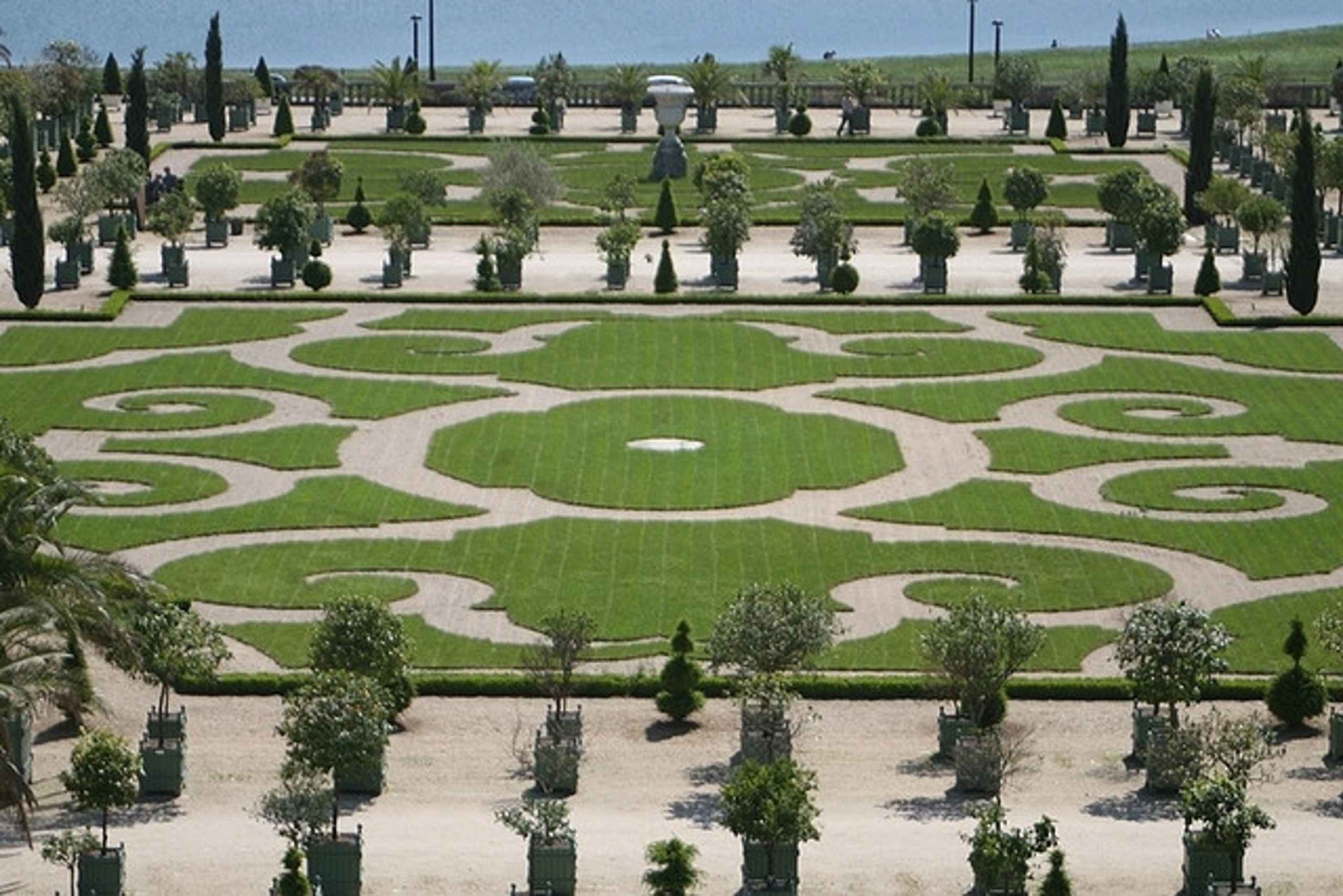 Однодневная экскурсия Версаль-Живерни с обедом в Мулен де Фурж