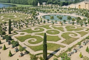Versailles: Guidad tur med golfbilar och cyklar, Hamlet+fontäner