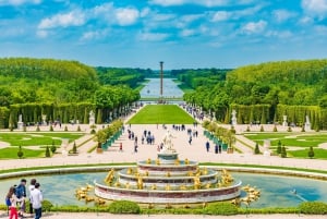 Versailles: Versailles Palace Guided Tour & Gardens Option