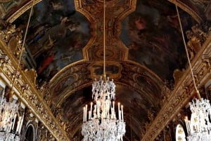 From Paris: Versailles Palace & Gardens Private Guided Tour