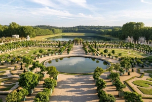Versailles: Visita guiada ao Palácio e aos Jardins com bilhetes de entrada
