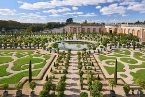 Excursão rápida ao Palácio de Versalhes, jardins e propriedade do Trianon