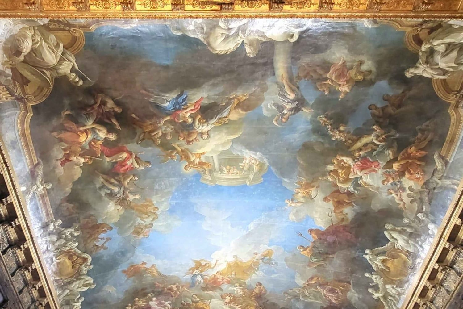 ヴェルサイユ宮殿とマリーアントワネットの邸宅プライベートツアー