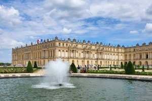 ヴェルサイユ宮殿とマリーアントワネットの邸宅プライベートツアー