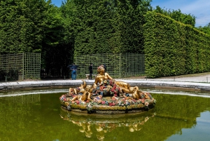 Versailles: Hopp over køen til Versailles slott og hager