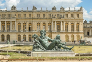 Versailles : Visite guidée 'coupe-file' du château et de ses jardins