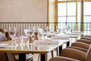 Versailles: Skip-the-Line Palace Entry Ticket & Lunch at Ore