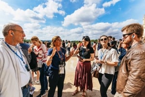 Versailles: Skip-the-Line Tour of Palace with Gardens Access