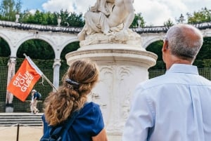 Versailles: Skip-the-Line Tour of Palace with Gardens Access