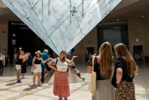Visite privée du Louvre adaptée aux fauteuils roulants - facile et sans stress