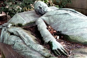 Who Killed Victor ? Escape Game at Père Lachaise Cemetery