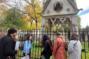 Who Killed Victor ? Escape Game at Père Lachaise Cemetery