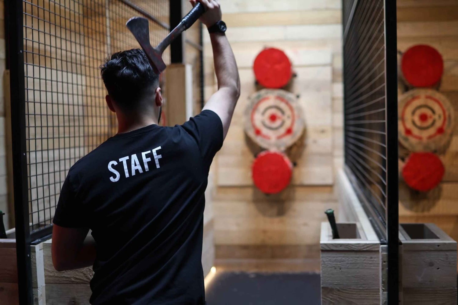 Wildness: Kirveenheitto Pariisissa 13