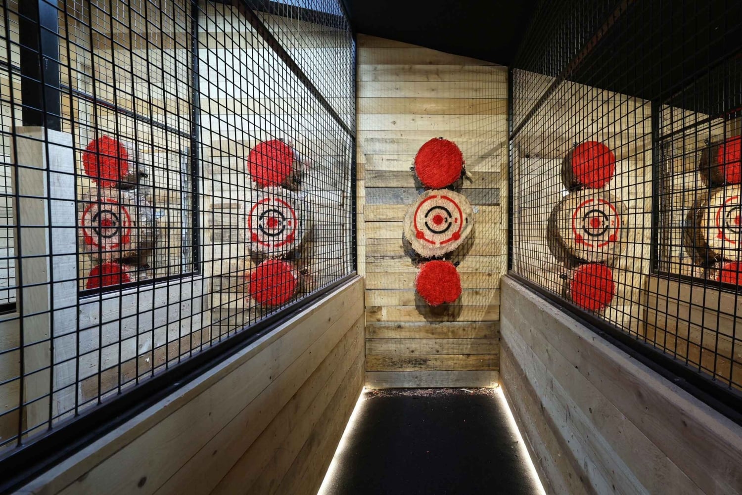 Wildness: Kirveenheitto Pariisissa 13