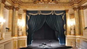 MUSIC-HALL COLETTE