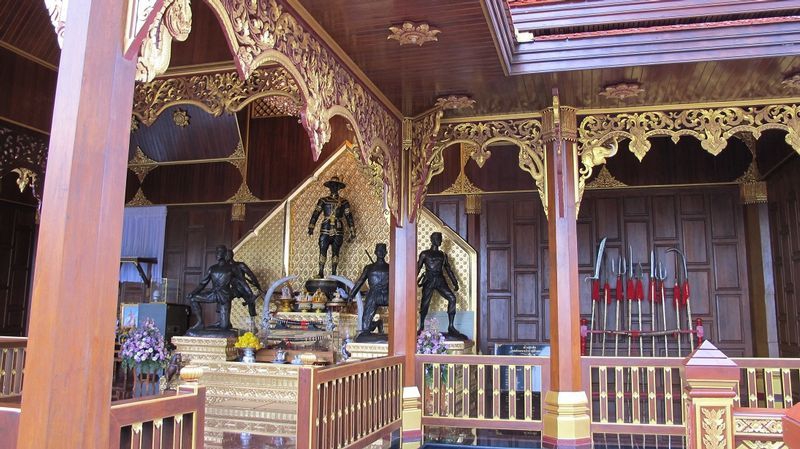 King Tak Sin Shrine, Chantaburi 