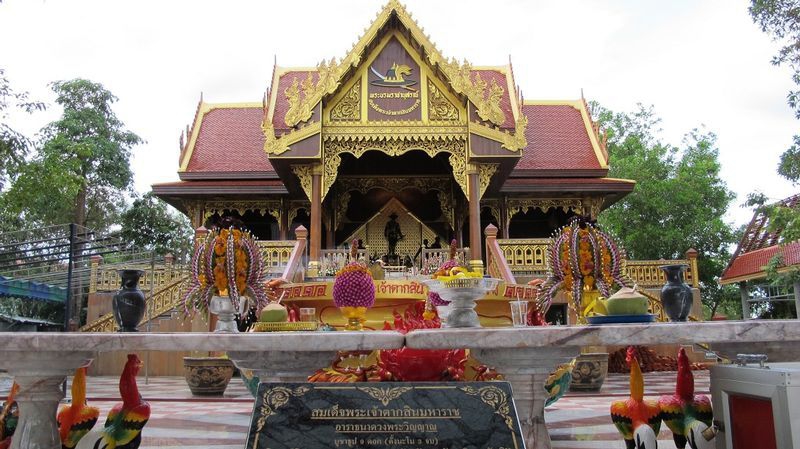 King Tak Sin Shrine, Chantaburi 