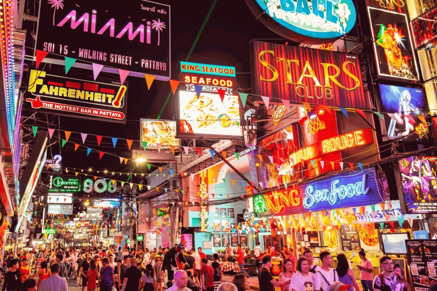 Viaje del aeropuerto de Bangkok a la playa de Jomtien